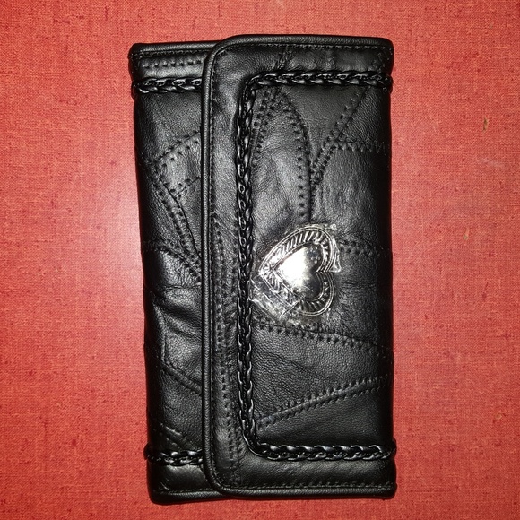 Black patch wallet - Picture 1 of 3